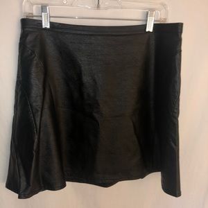 H&M Faux Leather Skater Skirt Women’s